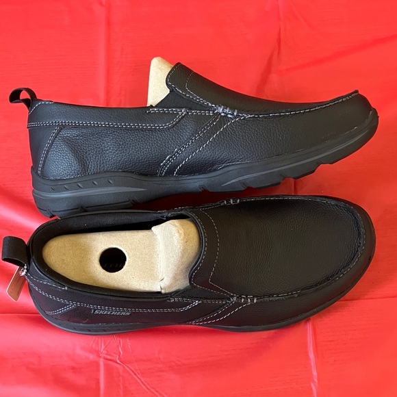 Skechers Loafers-NWT - Picture 4 of 5